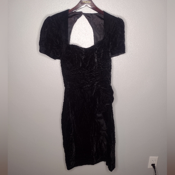 Vintage Women's Velvet Dress Black Ruched Ruffles Smocked Prom Cocktail O - Picture 1 of 7